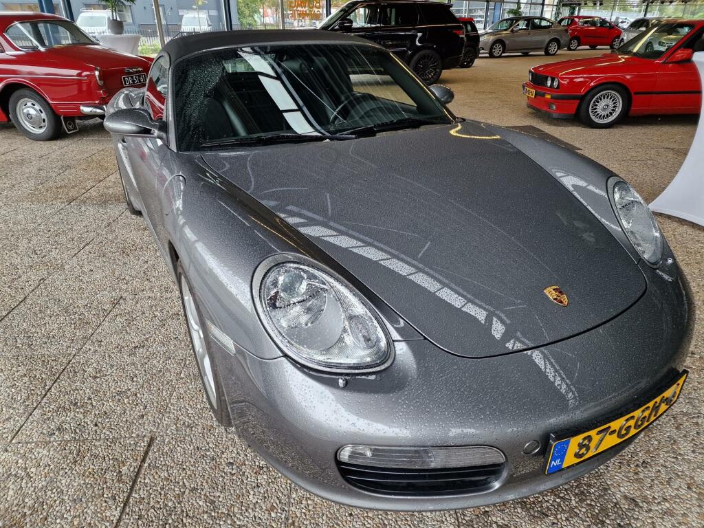 Porsche-Boxster-thumb