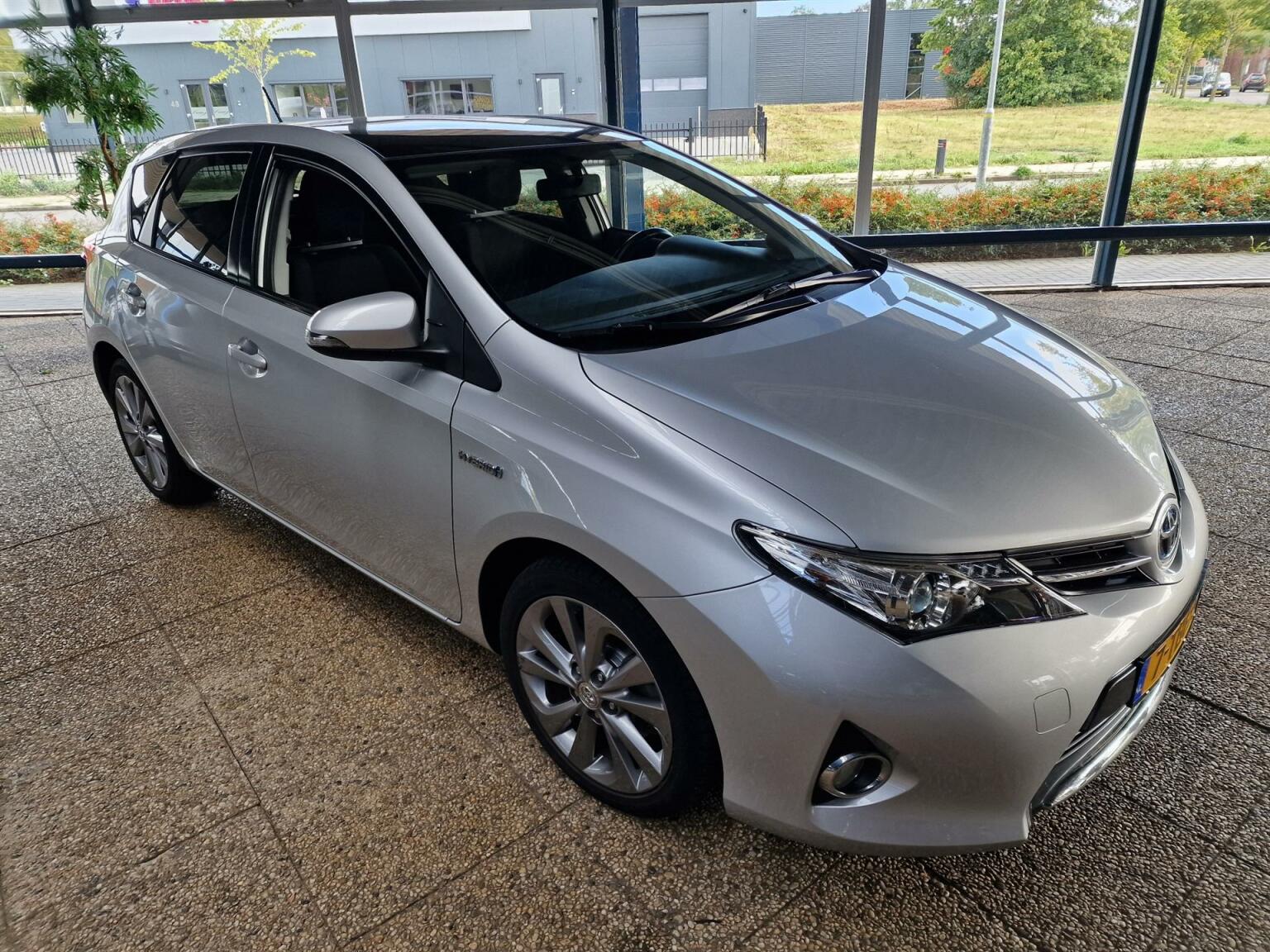 Toyota-Auris-3